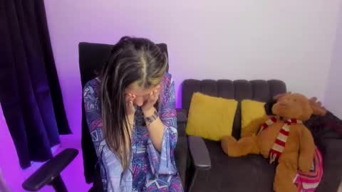 Snapshot of zoe_jeane_beker chatting on 02/08/26, 09:07 ZOE online show from 02/08/26, 09:07