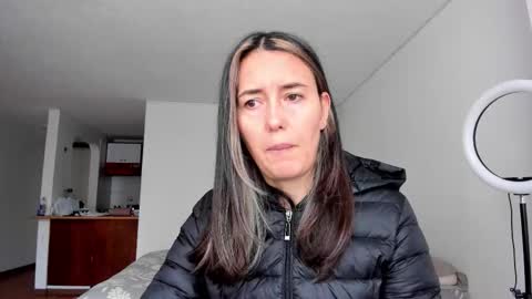 Snapshot of zoe_jeane_beker chatting on 02/16/26, 09:22 ZOE online show from 02/16/26, 09:22