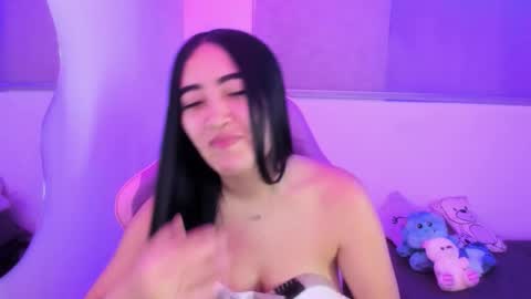 Snapshot of zoe_jones7 chatting on 02/15/26, 03:25 zoe_jones7 online show from 02/15/26, 03:25