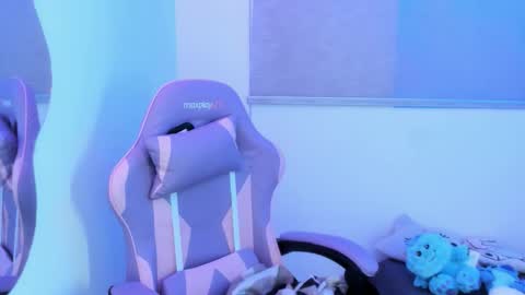 Snapshot of zoe_jones7 chatting on 02/19/26, 03:46 zoe_jones7 online show from 02/19/26, 03:46