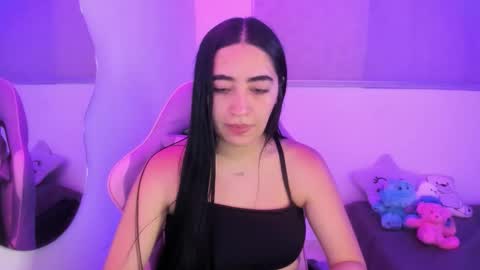 Snapshot of zoe_jones7 chatting on 03/14/26, 02:06 zoe_jones7 online show from 03/14/26, 02:06