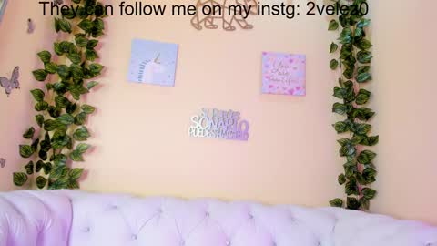 Snapshot of zoe_kravitx chatting on 12/10/24, 05:39 CAMILA online show from 12/10/24, 05:39