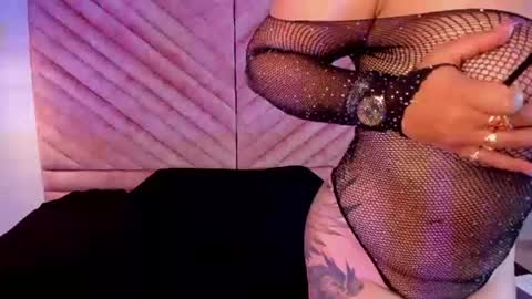 SWEET ZOE online show from 06/19/26, 07:28