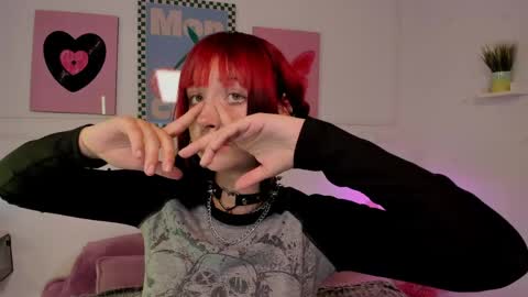 Zoe Lynch online show from 05/05/26, 12:02