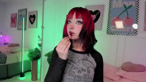 Zoe Lynch online show from 06/03/26, 12:19