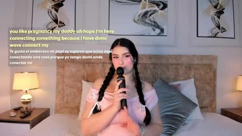 zoe_moon__ online show from 04/04/26, 02:14