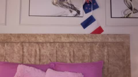 zoe_moon__ online show from 07/03/26, 11:16