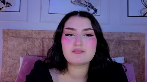 zoe_moon__ online show from 07/12/26, 01:02