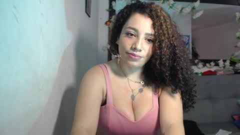 zoe tai online show from 10/14/25, 05:47