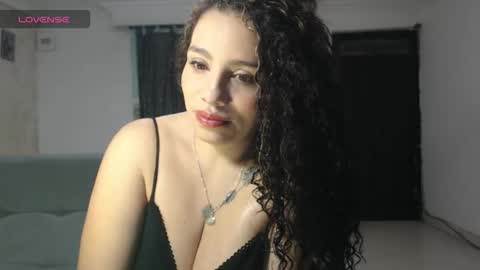 Snapshot of zoe_tai chatting on 03/04/26, 01:11 zoe tai online show from 03/04/26, 01:11