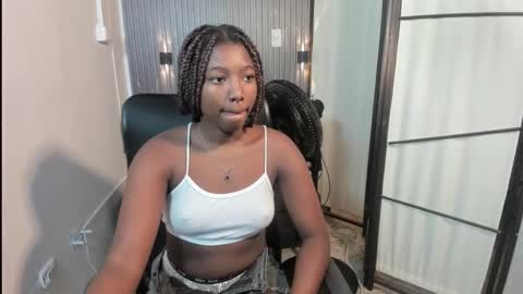 Snapshot of zoeadams9 chatting on 03/27/26, 11:32 Zoe Adams online show from 03/27/26, 11:32