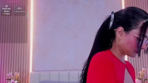 zoebarlowe online show from 10/21/25, 07:14