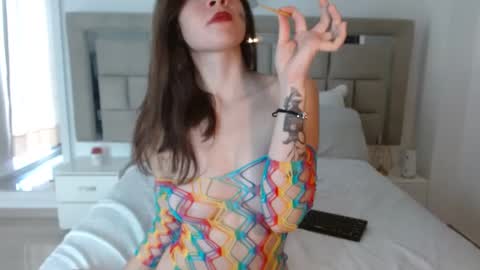 ZOE online show from 01/22/25, 02:14