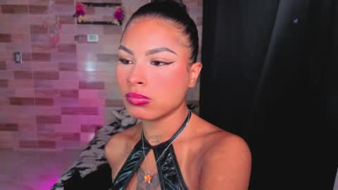 Snapshot of zoee_dolcee chatting on 04/04/26, 09:01 Catt online show from 04/04/26, 09:01