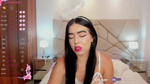 Snapshot of zoee_jackson chatting on 12/12/24, 06:42  zoee jackson online show from 12/12/24, 06:42