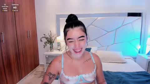 Snapshot of zoee_jackson chatting on 03/12/25, 11:22  zoee jackson online show from 03/12/25, 11:22