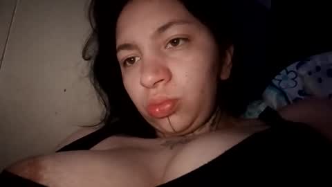 Snapshot of zoee_jhonnyy chatting on 02/07/26, 08:51 zoee jhonnyy online show from 02/07/26, 08:51