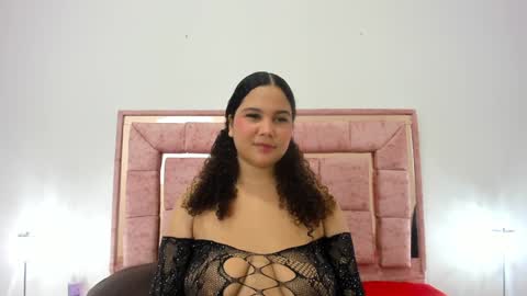 zoee online show from 01/10/25, 03:07