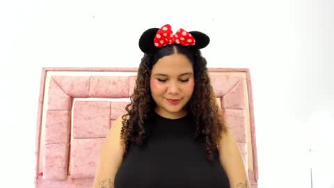 zoee online show from 01/11/25, 06:24