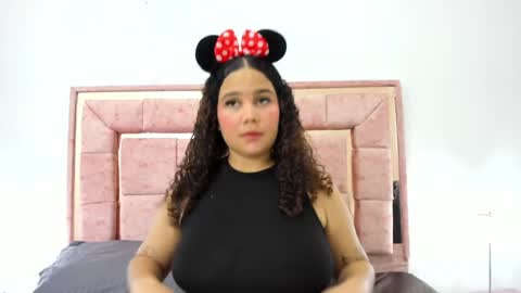 zoee online show from 01/23/25, 03:26