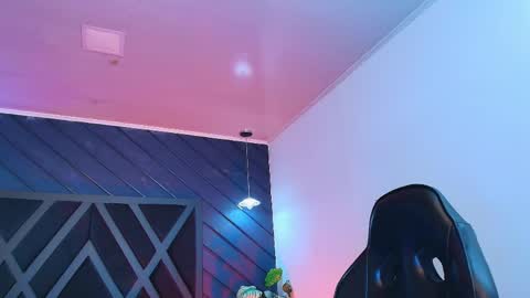 Zoe 3 online show from 04/25/26, 05:54