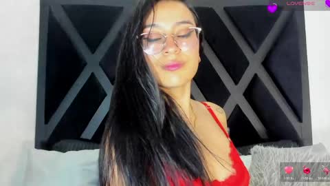 Zoe 3 online show from 05/27/26, 05:54