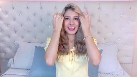 Zoe online show from 09/12/25, 11:21