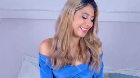 Zoe online show from 10/11/25, 11:20