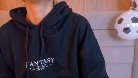 Zoe online show from 06/22/26, 11:07