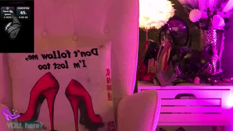 ZoeMesmerize online show from 11/12/25, 04:02