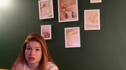 zoenymph online show from 06/15/26, 05:20
