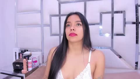 ZoeSwam online show from 02/10/25, 07:49