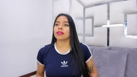 ZoeSwam online show from 02/21/25, 10:39