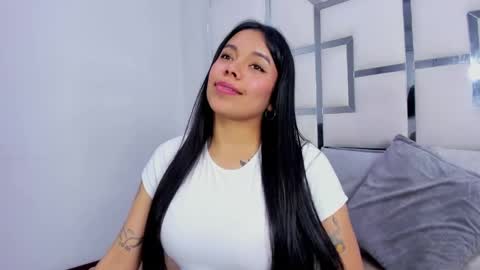 ZoeSwam online show from 09/19/25, 12:50