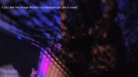 zoevidal_ online show from 02/28/25, 05:59