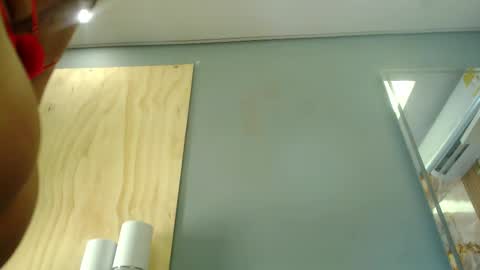 zoey fox  online show from 11/19/25, 11:05