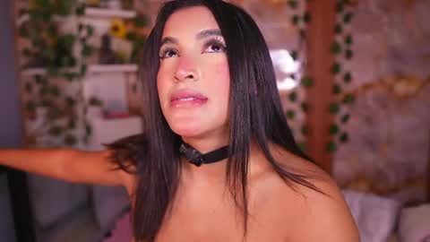 zoey fox  online show from 05/05/26, 12:07