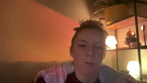Snapshot of zoeydanner chatting on 02/11/26, 03:44 Zoeydanner online show from 02/11/26, 03:44