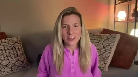 Snapshot of zoeydanner chatting on 02/12/26, 01:33 Zoeydanner online show from 02/12/26, 01:33