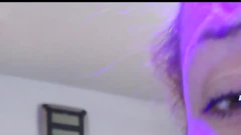 Snapshot of zoeyportland chatting on 10/25/25, 10:48 Zoey Portland online show from 10/25/25, 10:48