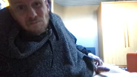 Snapshot of zolexthomas chatting on 11/02/25, 02:08 zolexthomas online show from 11/02/25, 02:08