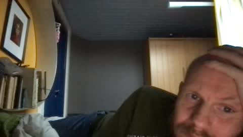 Snapshot of zolexthomas chatting on 11/13/25, 02:49 zolexthomas online show from 11/13/25, 02:49