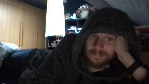 Snapshot of zolexthomas chatting on 11/23/25, 01:44 zolexthomas online show from 11/23/25, 01:44