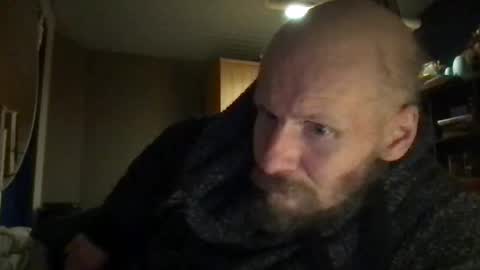 Snapshot of zolexthomas chatting on 12/22/25, 08:28 zolexthomas online show from 12/22/25, 08:28