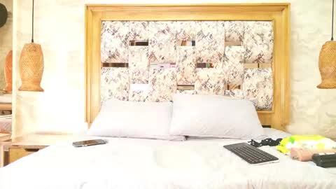 zoley  online show from 03/19/26, 03:10