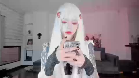 SOPHIE    online show from 03/19/26, 11:09