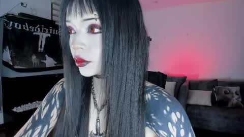 SOPHIE    online show from 05/04/26, 12:06
