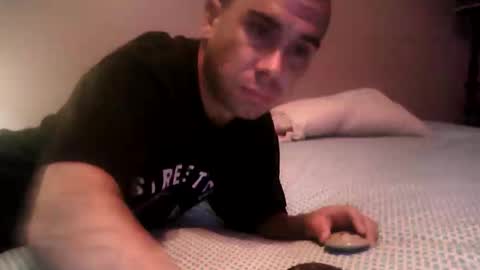 Snapshot of zooroxxx101 chatting on 10/27/25, 07:56 zooroxxx101 online show from 10/27/25, 07:56