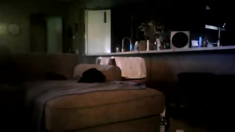 Snapshot of zooroxxx101 chatting on 11/09/25, 06:06 zooroxxx101 online show from 11/09/25, 06:06