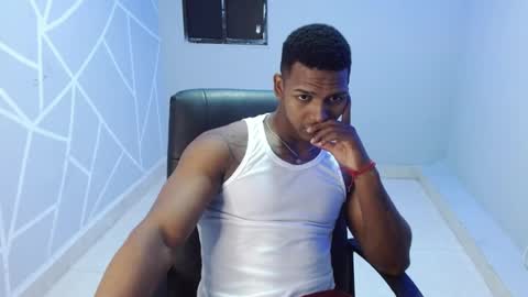 Snapshot of zoriel_derox chatting on 04/04/26, 11:51 Zoriel online show from 04/04/26, 11:51